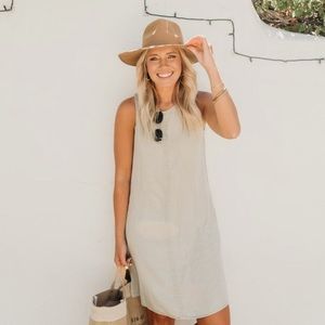 Carly Jean Los Angeles Sage Preston Dress